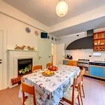 Il Cigno Lakeside Villa