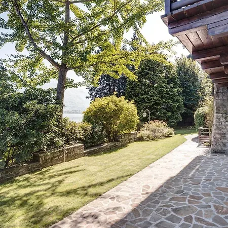 Il Cigno Lakeside Villa Oliveto Lario