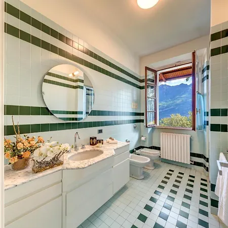 Il Cigno Lakeside Villa Oliveto Lario