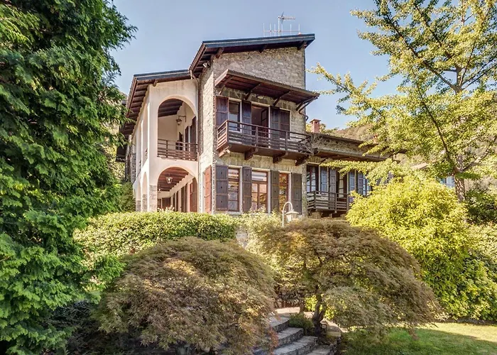 Il Cigno Lakeside Villa *