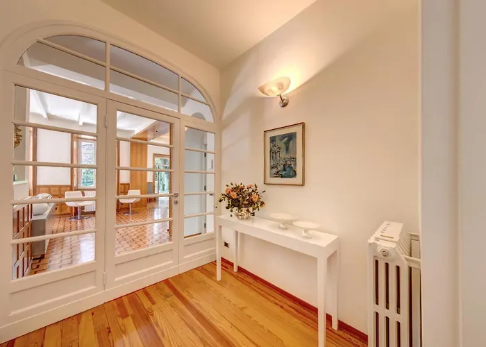 Il Cigno Lakeside Villa